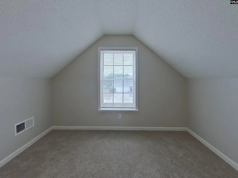 608 Cottontail Ct N — Photo 13