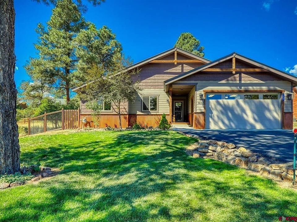 1st image of 1652 Lake Forest Circle