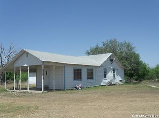 3154 Corgey Rd, Pleasanton, TX 78064