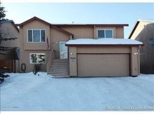 9320 Redcoat Pl, Anchorage, AK 99507