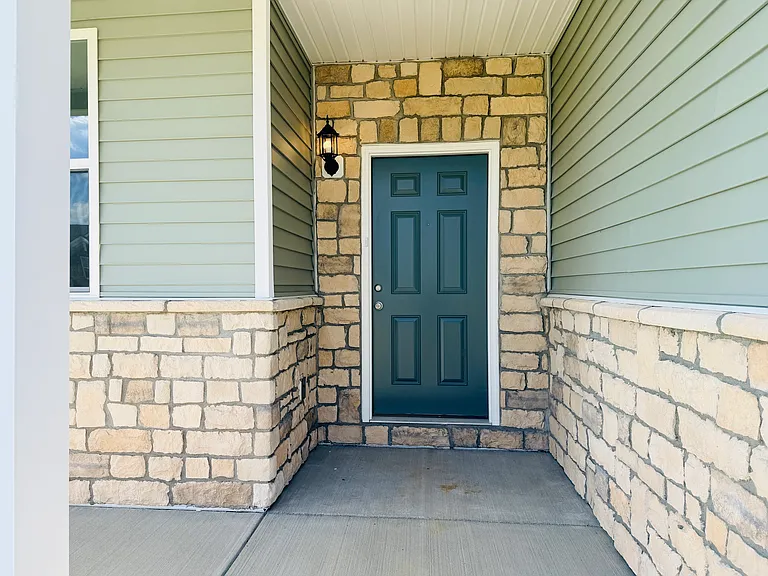 3005 Aiken Back Ln — Photo 2