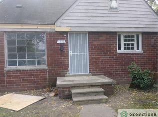 1350 Helen St, Inkster, MI 48141