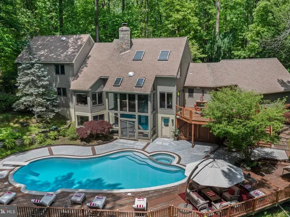 3 Hickory Ln, Chadds Ford, PA 19317