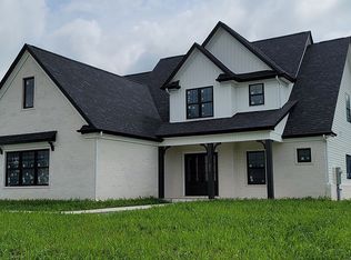 422 Lancaster Ct, Morristown, TN 37814