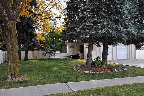 1st image of 1358 E Lakewood Cir