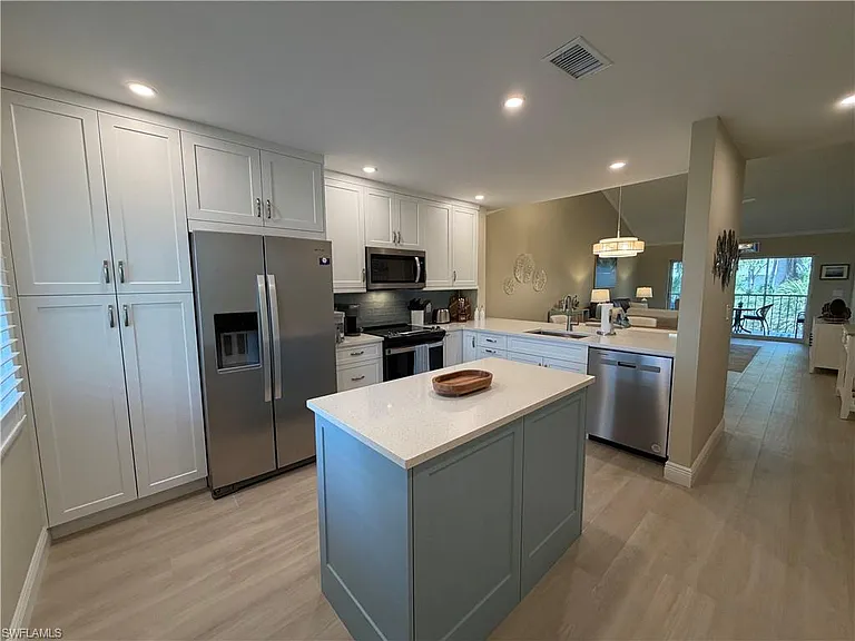 3002 Sandpiper Bay Cir #A306 — Photo 7