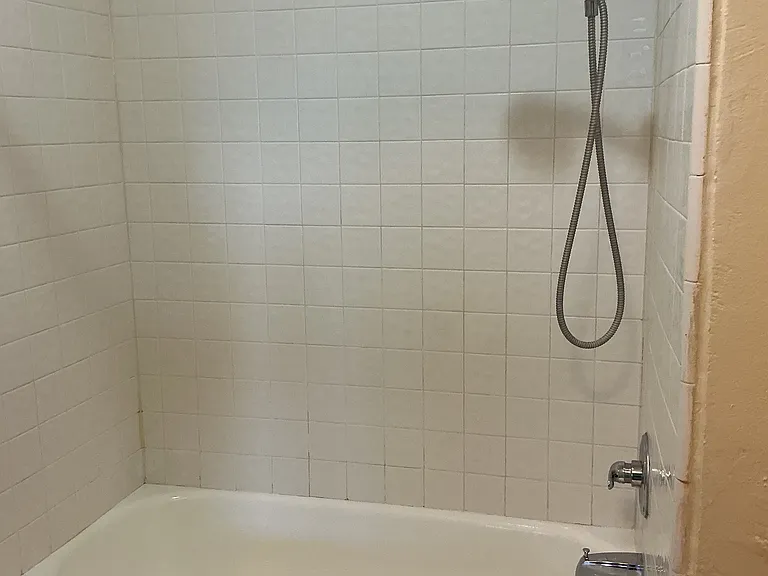 6742 Western Ave #7 — Photo 9