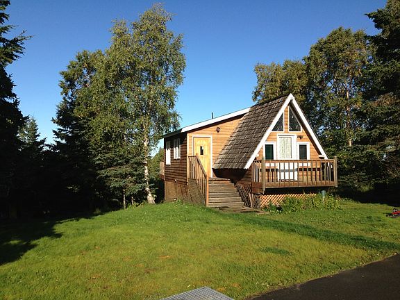 Guest cabin