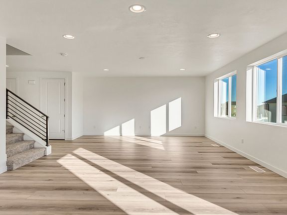 5th image of 6641 S Quarter Creek Dr