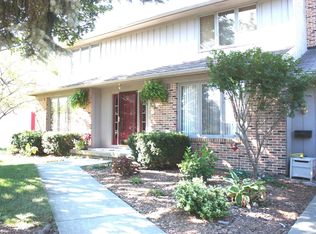 4914 Palisade Dr, Lansing, MI 48917