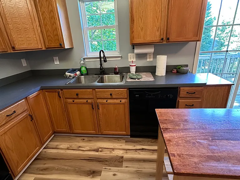 6225 Igo Rd — Photo 3