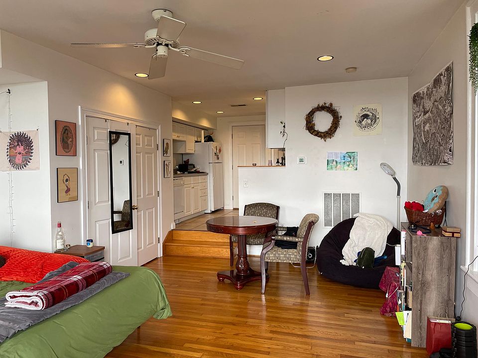 1st image of 452 Klotter Ave #1