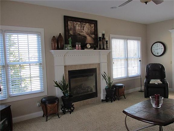 4th image of 2111 Pierce Bluffs Dr