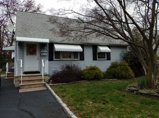 205 Giles Ave, Middlesex, NJ 08846