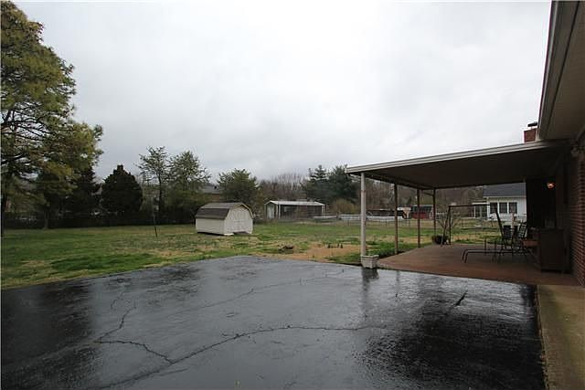 1st image of 1504 Pine Dr