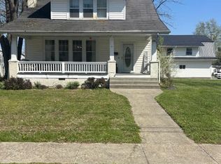 405 E Reynolds St, Newton, IL 62448