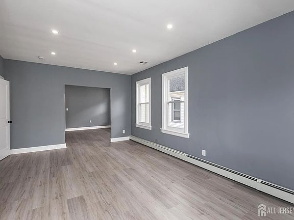 2nd image of 324 Harper Pl Floor 2