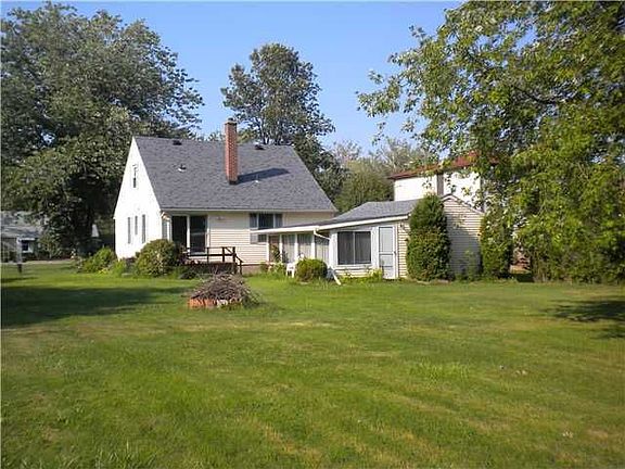 2nd image of 2948 Sunset Dr