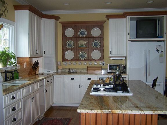 Large Kitchen