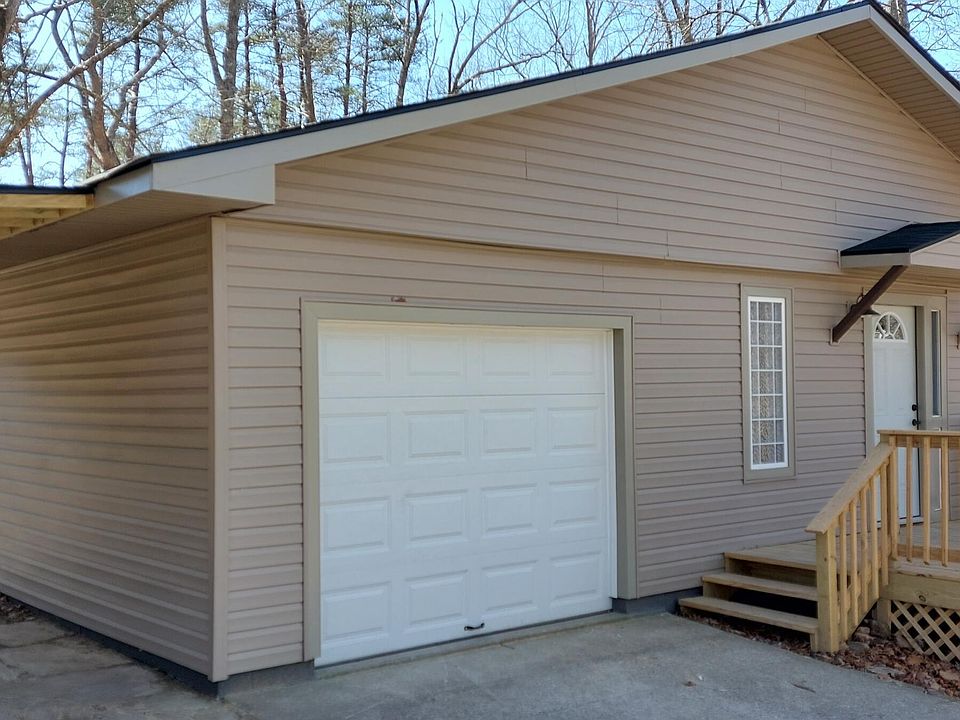 1st image of 212 Lakeshire Dr