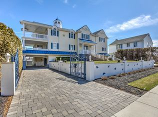 305 N Commonwealth Ave, Strathmere, NJ 08248