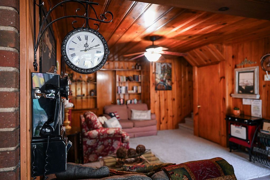 129 N Baca Ave - Property Image