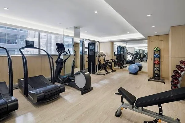 Rented by Corcoran | media 33