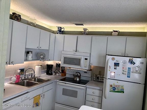 5th image of 49 Woodland Dr APT 106