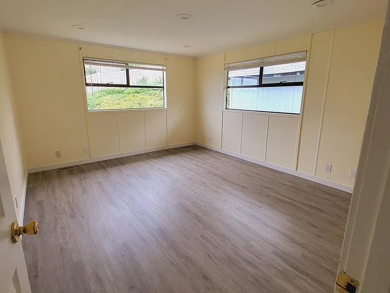 17229 NE 6th Pl — Photo 11