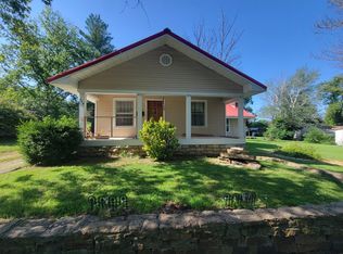 116 W Olive St, El Dorado Springs, MO 64744
