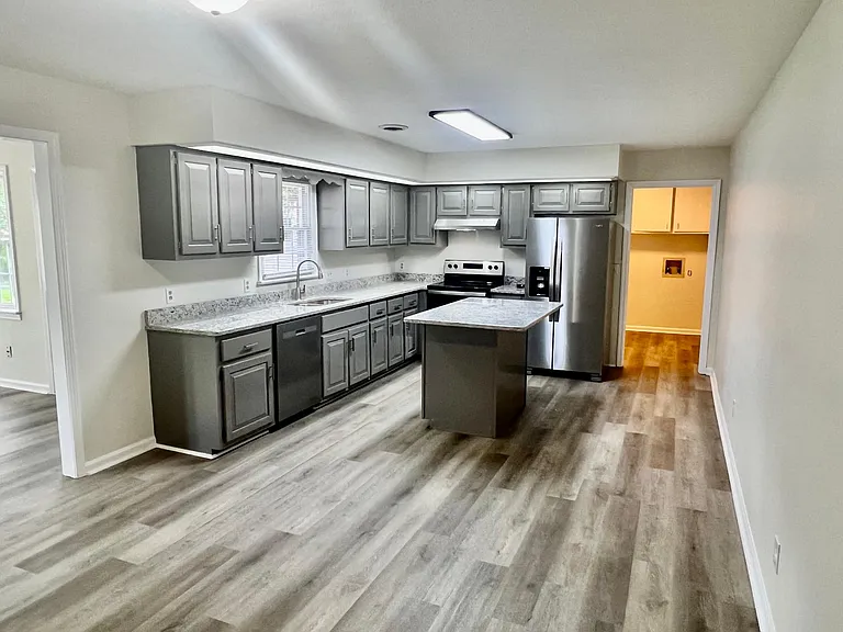 2720 Ewing Ford Rd — Photo 3