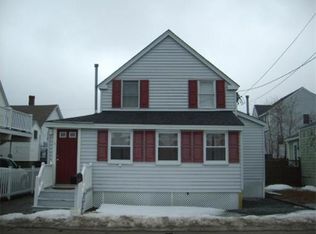 1 17th St W, Salisbury, MA 01952