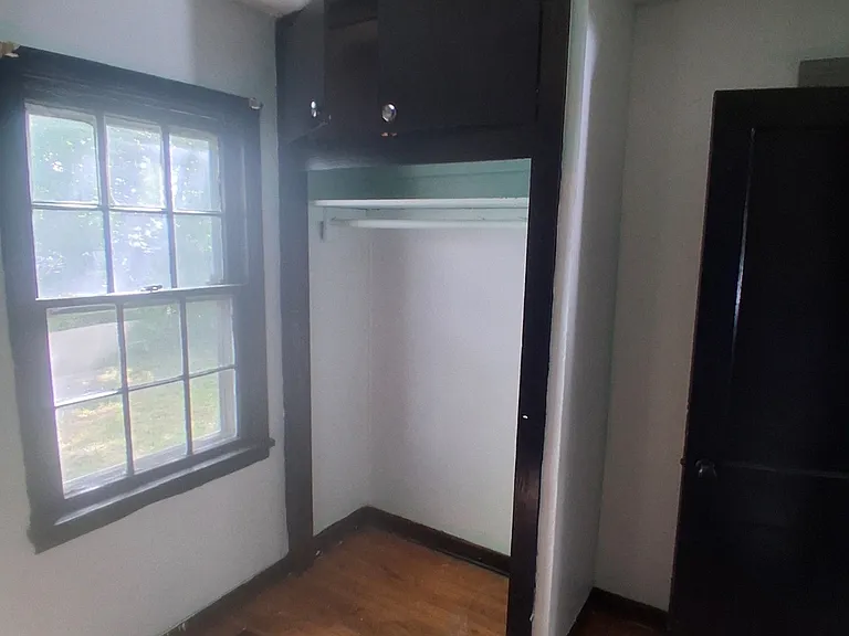 11 B Ln — Photo 12