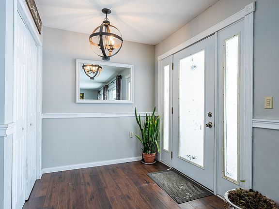 4th image of 4290 E Britain Ave