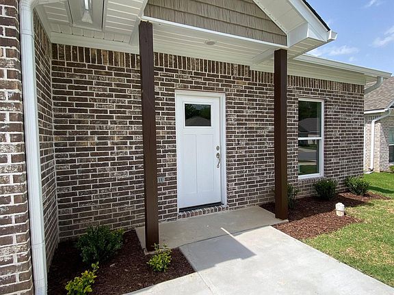 2nd image of 3512 Village Walk Dr