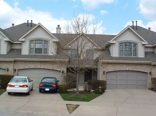 143 Benton Ln, Bloomingdale, IL 60108