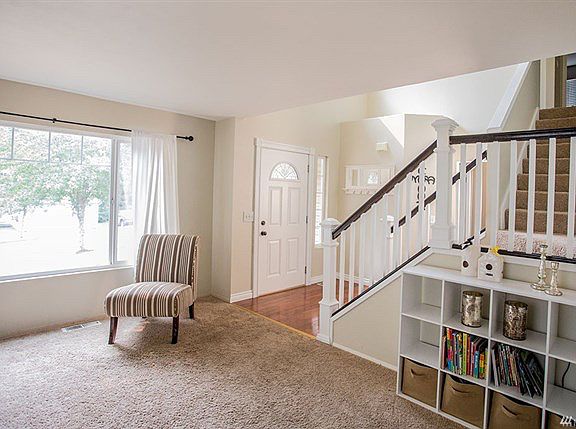 3rd image of 6294 Grandridge Dr SE