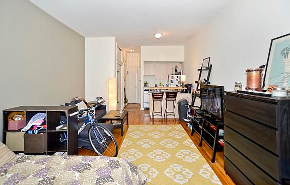 2nd image of 412 E 78th St APT 4B