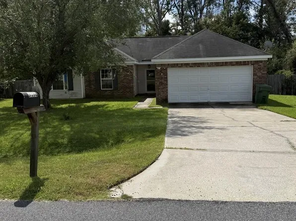 5038 Scotch Pine Ave, Statesboro, GA 30458