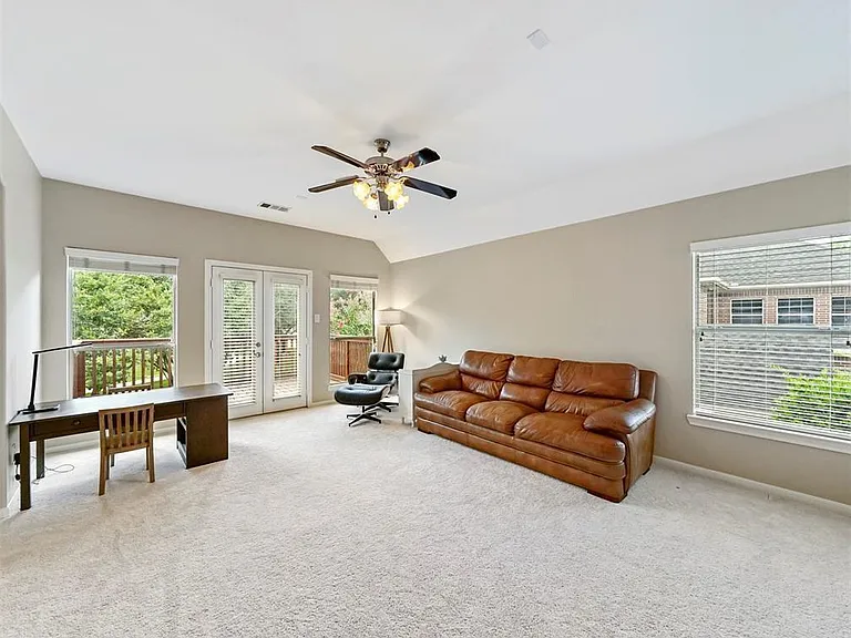 22311 Claysprings Ln — Photo 19