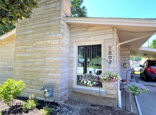 2807 17th St, Columbus, IN 47201