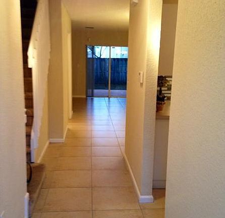 5th image of 14343 SW 120th Ct #10-8