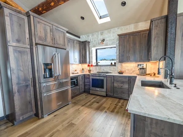 13013 Little Holland Rd, Manhattan, MT 59741