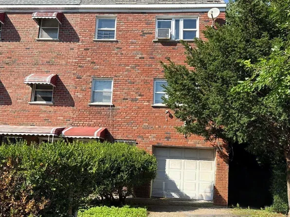 1049 E 233rd Street, Bronx, NY 10466