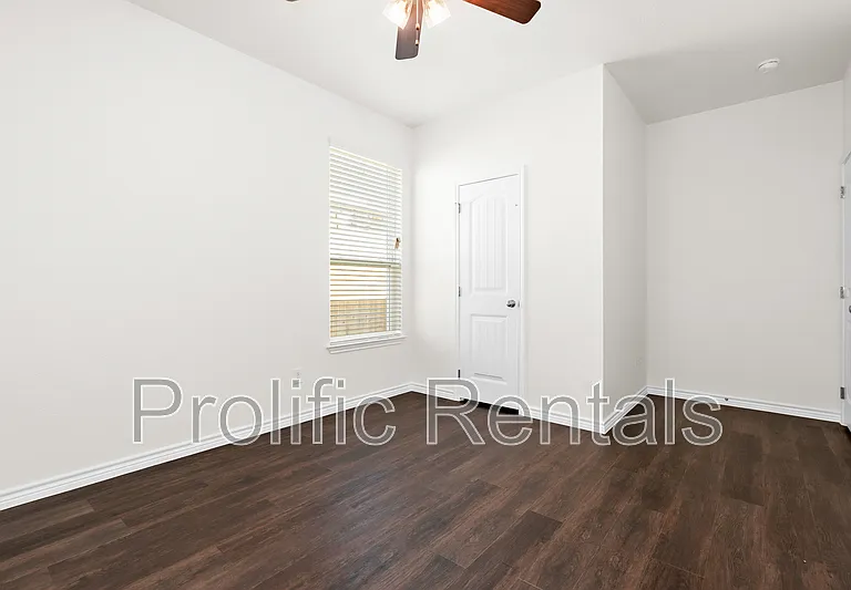 5101 Rose Petal Ct #1 — Photo 20