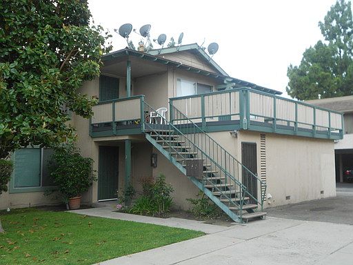 1st image of 113 S Delano St APT 3