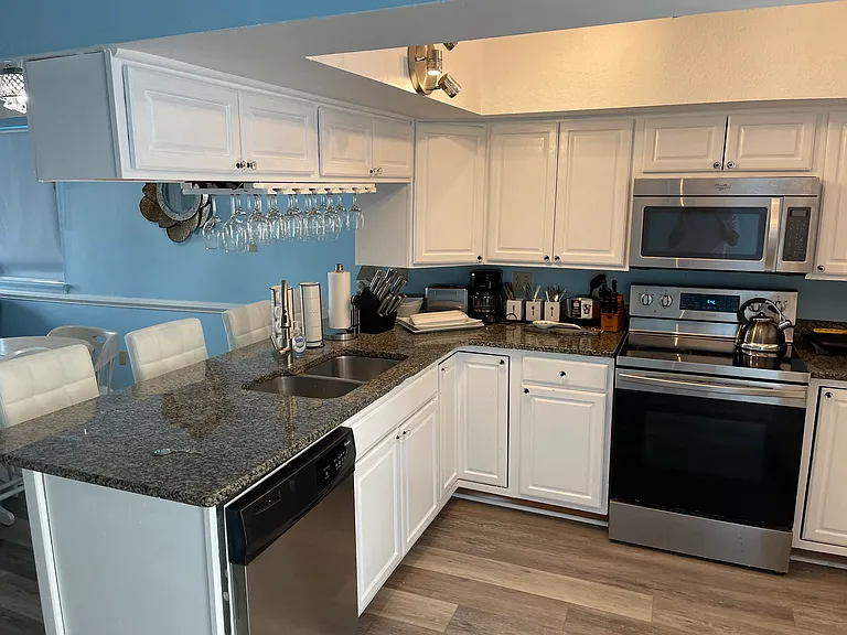 9101 Rusty Anchor Rd — Photo 49