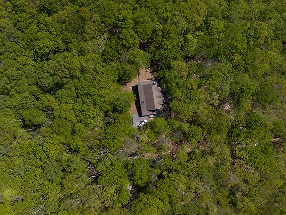 2nd image of 151 Stoneybrook Rd