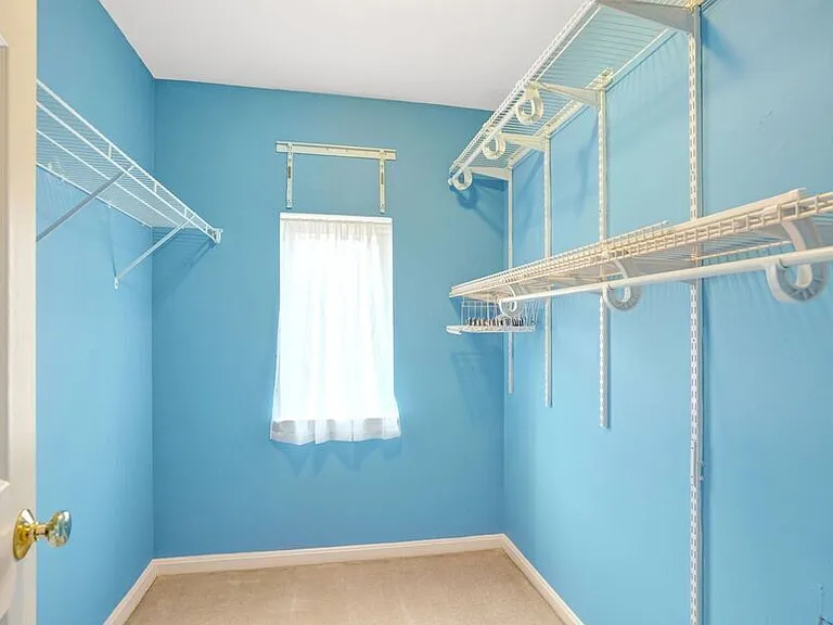 1121 Varney St SE — Photo 36