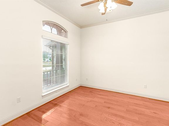 3rd image of 3455 Thoreau St